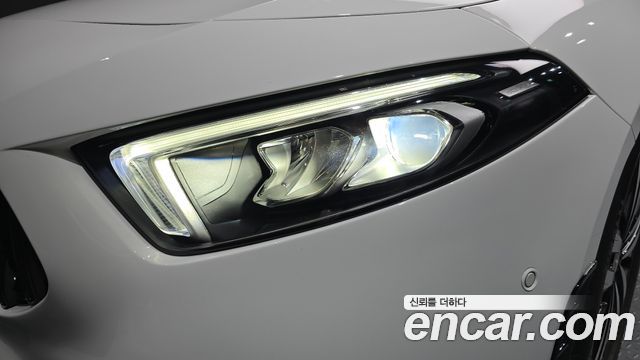 Mercedes-Benz A-Class A220 Hatchback