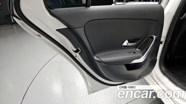 Mercedes-Benz A-Class A220 Hatchback