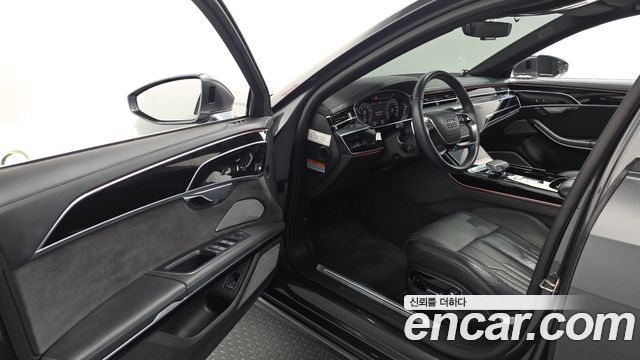 Audi A8 55 TFSI Quattro LWB