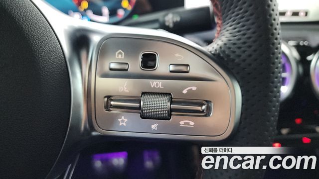 Mercedes-Benz CLA-Class CLA250 4MATIC
