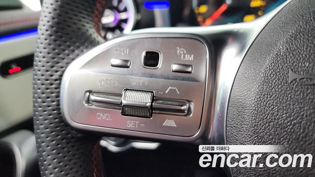 Mercedes-Benz CLA-Class CLA250 4MATIC