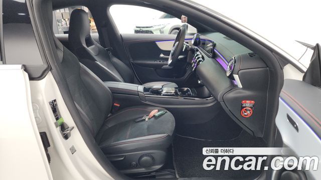 Mercedes-Benz CLA-Class CLA250 4MATIC