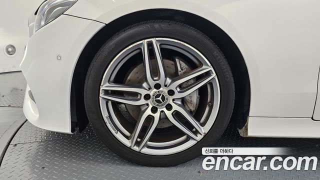 Mercedes-Benz E-Class E220d Cabriolet