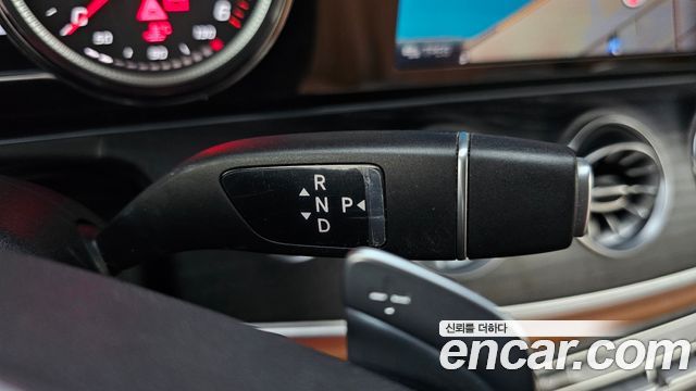 Mercedes-Benz E-Class E220d Cabriolet