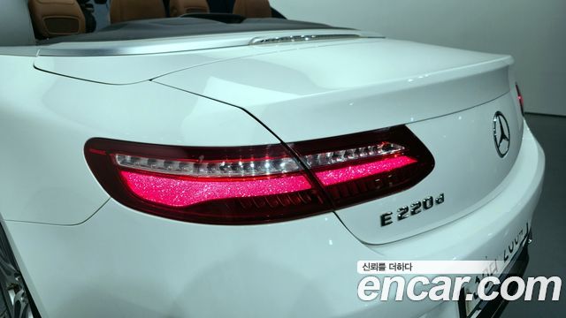 Mercedes-Benz E-Class E220d Cabriolet