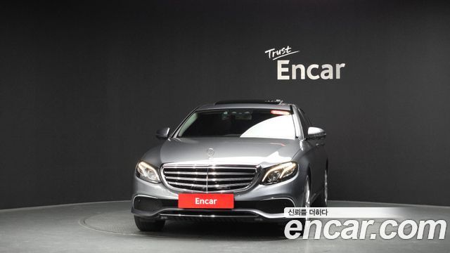 Mercedes-Benz E-Class E300 Exclusive