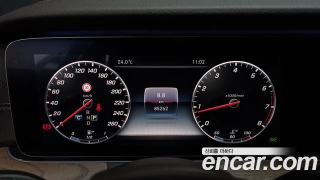 Mercedes-Benz E-Class E300 Exclusive