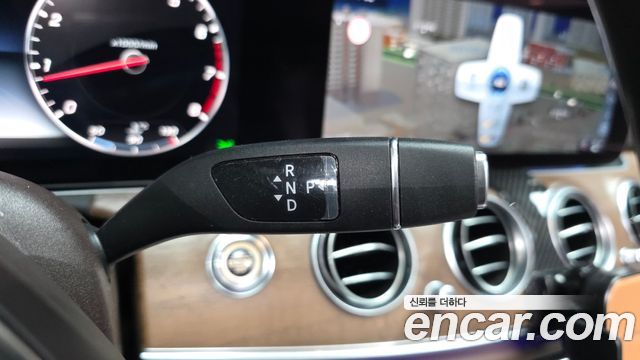 Mercedes-Benz E-Class E300 Exclusive