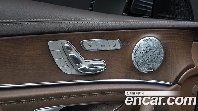 Mercedes-Benz E-Class E300 Exclusive