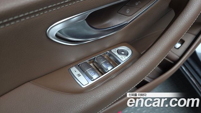Mercedes-Benz E-Class E300 Exclusive
