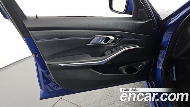BMW 3-Series 320i M Sport