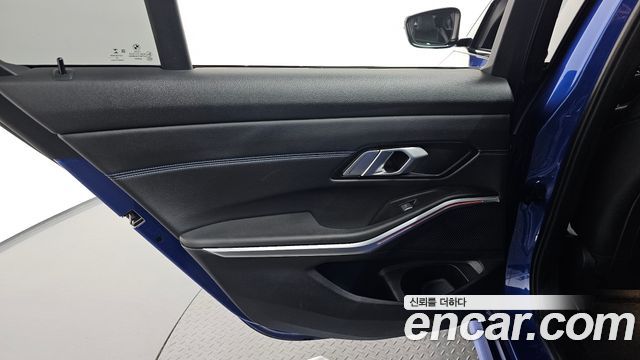BMW 3-Series 320i M Sport
