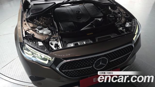 Mercedes-Benz E-Class E200 Avantgarde
