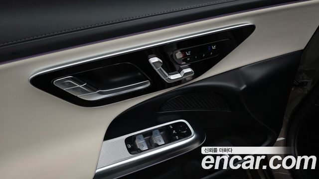 Mercedes-Benz E-Class E200 Avantgarde