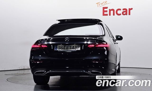 Mercedes-Benz E-Class E350 4MATIC AMG Line