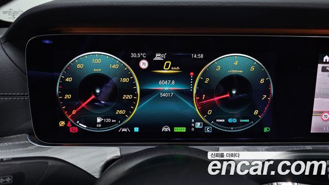 Mercedes-Benz E-Class E350 4MATIC AMG Line