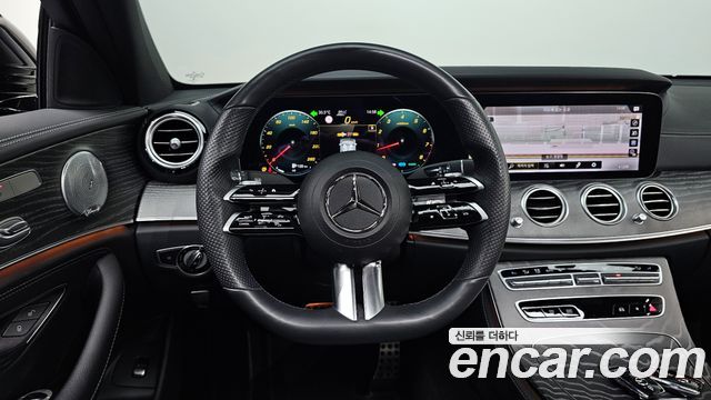 Mercedes-Benz E-Class E350 4MATIC AMG Line