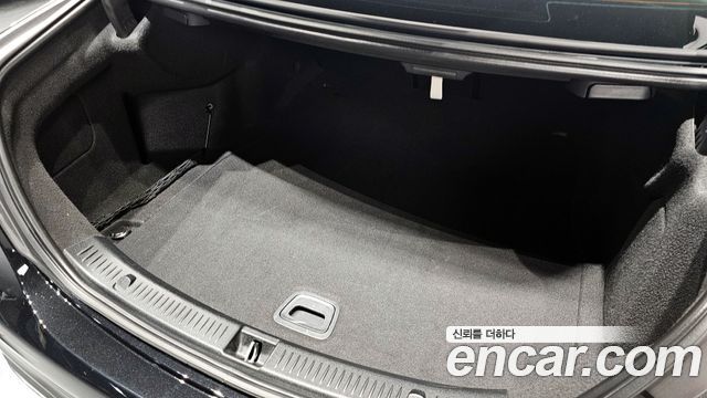 Mercedes-Benz E-Class E350 4MATIC AMG Line