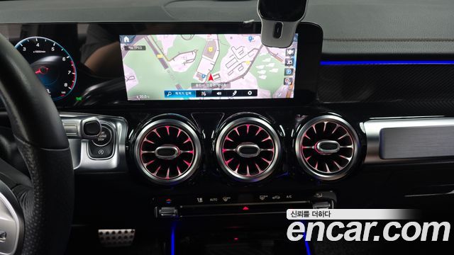 Mercedes-Benz GLB-Class GLB250 4MATIC