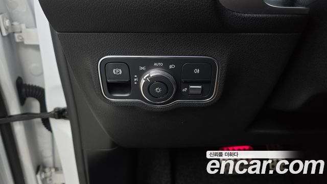 Mercedes-Benz GLB-Class GLB250 4MATIC