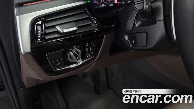 BMW Gran Turismo 630i xDrive Luxury