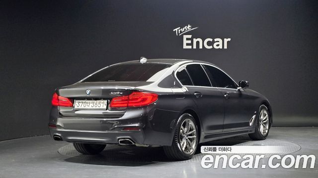 BMW 5-Series 530e M Sport