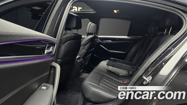 BMW 5-Series 530e M Sport
