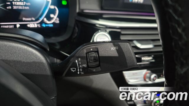 BMW 5-Series 530e M Sport