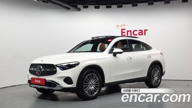 Mercedes-Benz GLC-Class GLC300 4MATIC Avnatgarde Coupe