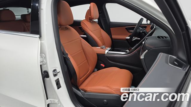 Mercedes-Benz GLC-Class GLC300 4MATIC Avnatgarde Coupe