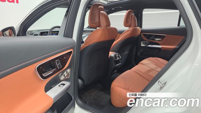 Mercedes-Benz GLC-Class GLC300 4MATIC Avnatgarde Coupe