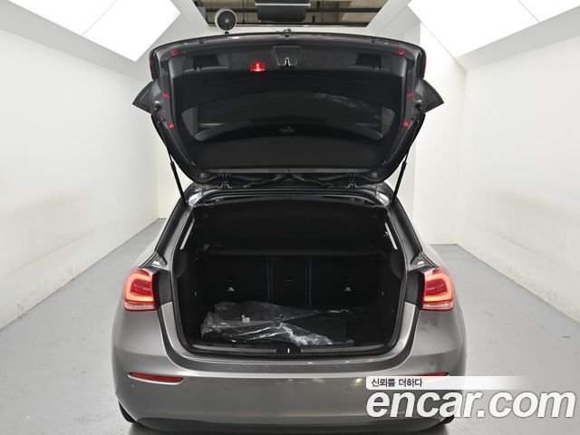 Mercedes-Benz A-Class A220 Hatchback