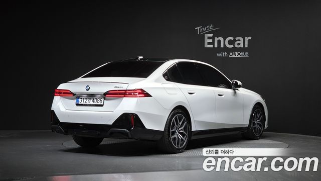BMW 5-Series 520i Special Edition