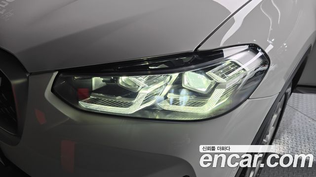 BMW X4 xDrive20i xLine