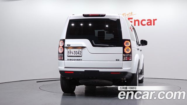 Land Rover Discovery 3.0 SDV6 SE