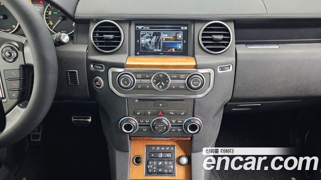 Land Rover Discovery 3.0 SDV6 SE