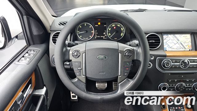 Land Rover Discovery 3.0 SDV6 SE