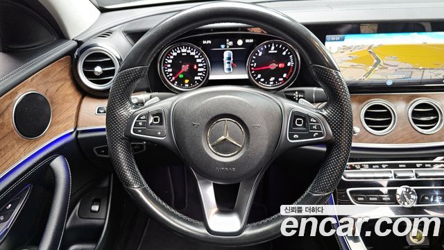 Mercedes-Benz E-Class E220d Exclusive