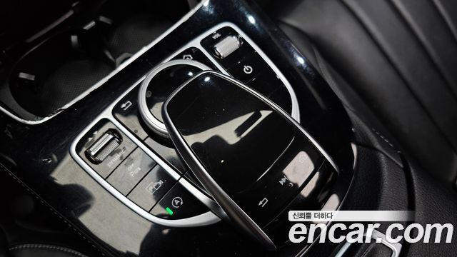 Mercedes-Benz E-Class E220d Exclusive