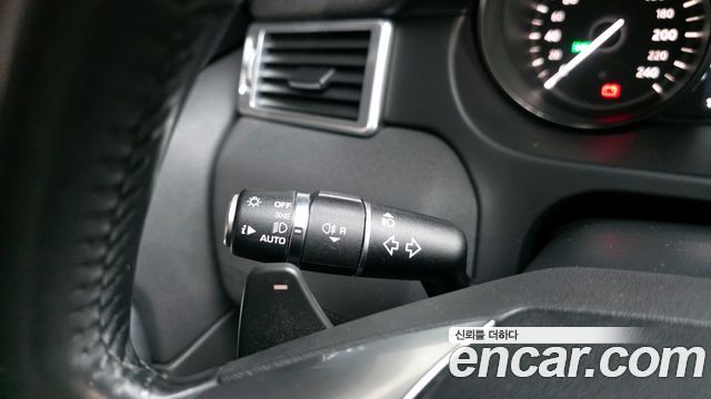 Land Rover Discovery Sport 2.0 TD4 SE