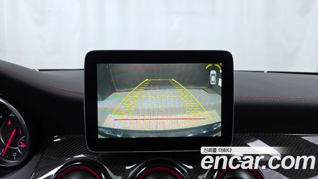 Mercedes-Benz GLA-Class GLA45 AMG 4MATIC