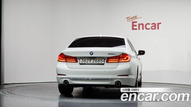 BMW 5-Series 530d Luxury Plus