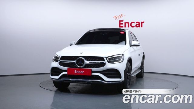 Mercedes-Benz GLC-Class GLC300e 4MATIC