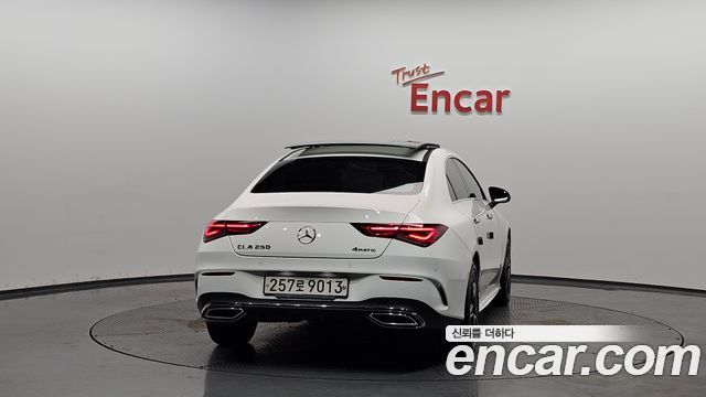 Mercedes-Benz CLA-Class CLA250 4MATIC