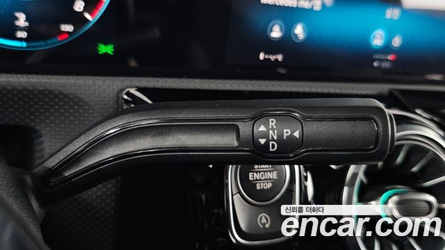 Mercedes-Benz CLA-Class CLA250 4MATIC