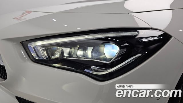 Mercedes-Benz CLA-Class CLA250 4MATIC