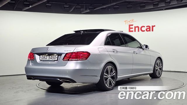 Mercedes-Benz E-Class E250 BlueTec 4MATIC AV