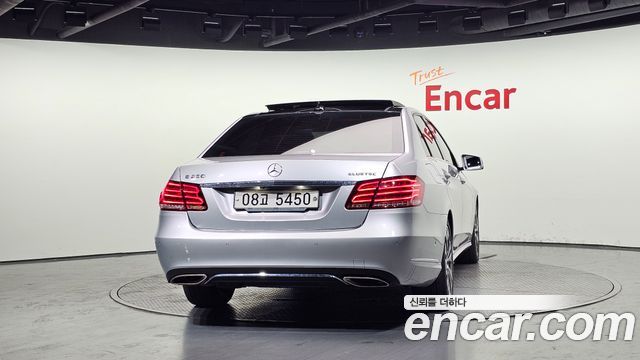 Mercedes-Benz E-Class E250 BlueTec 4MATIC AV