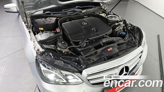 Mercedes-Benz E-Class E250 BlueTec 4MATIC AV
