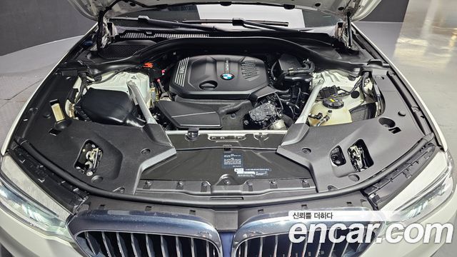 BMW 5-Series 520d Luxury Plus